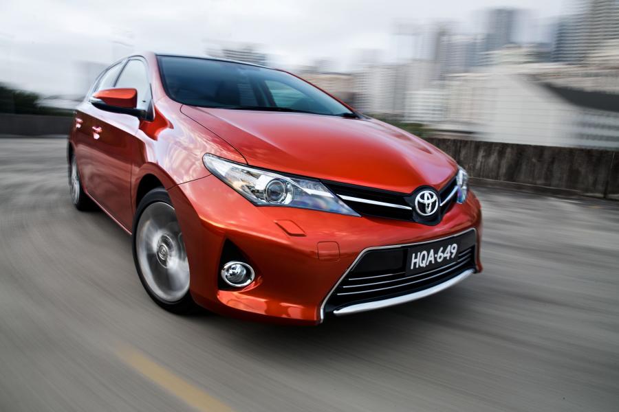  Toyota Corolla Levin ZR 2012 года  (AU) (фото 16 из 25)